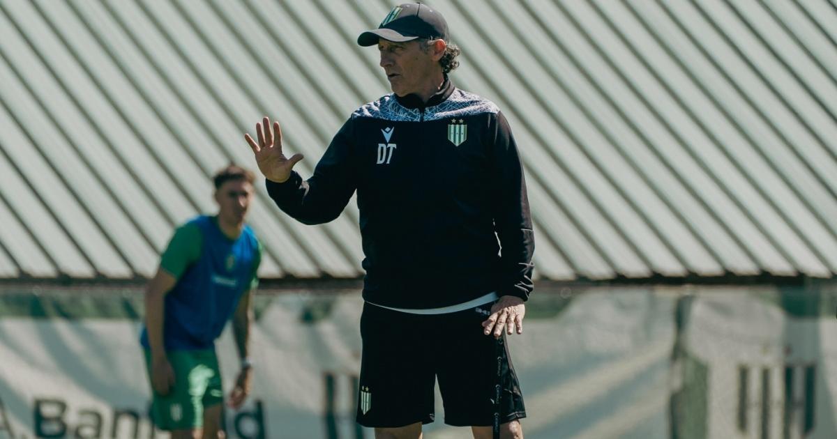 Pedro Troglio ante la chance de clasificación