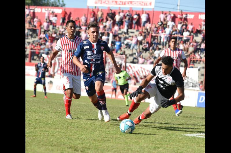 Talleres y Los Andes no se sacaron ventaja en Escalada